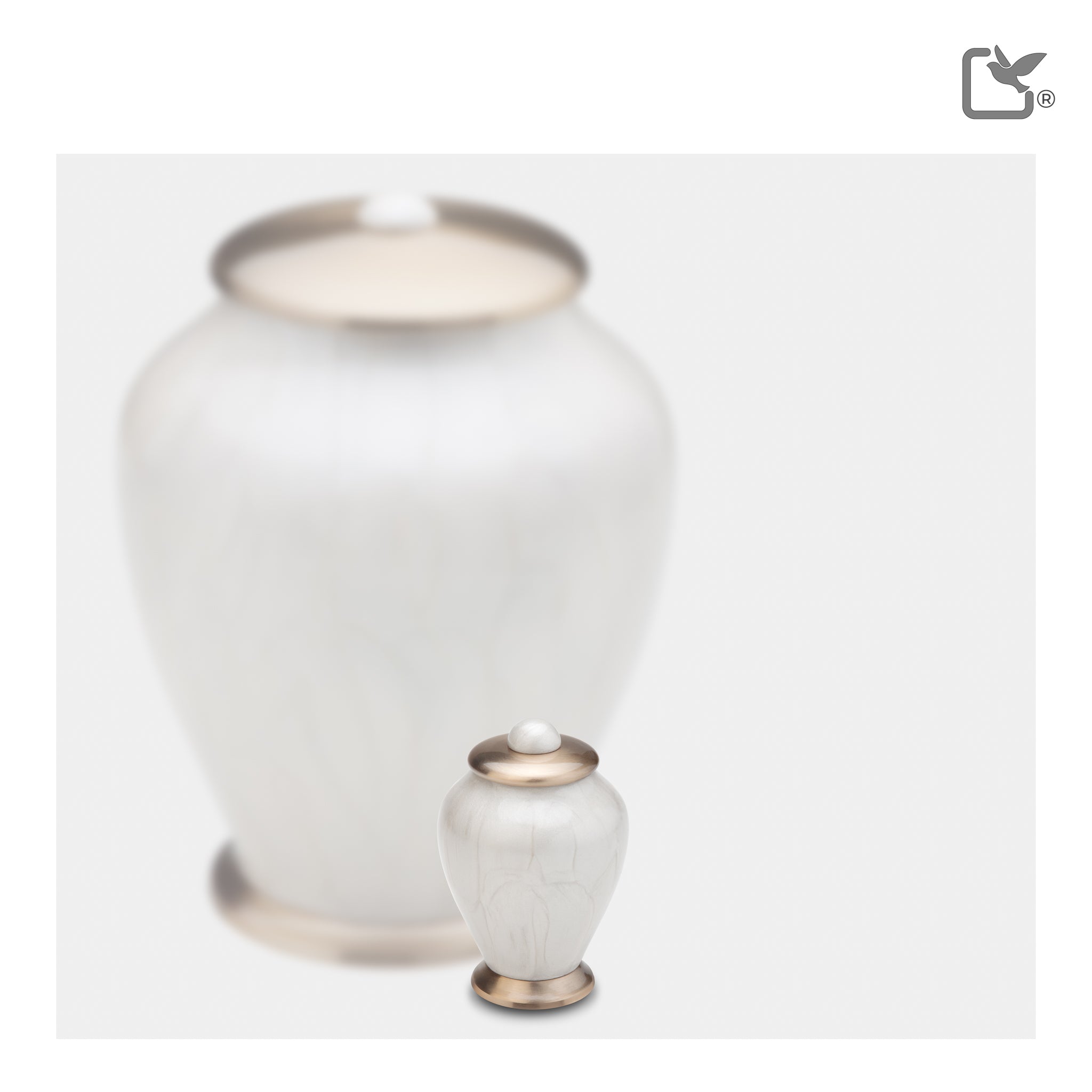 Simplicity Pearl Tall (Keepsake)