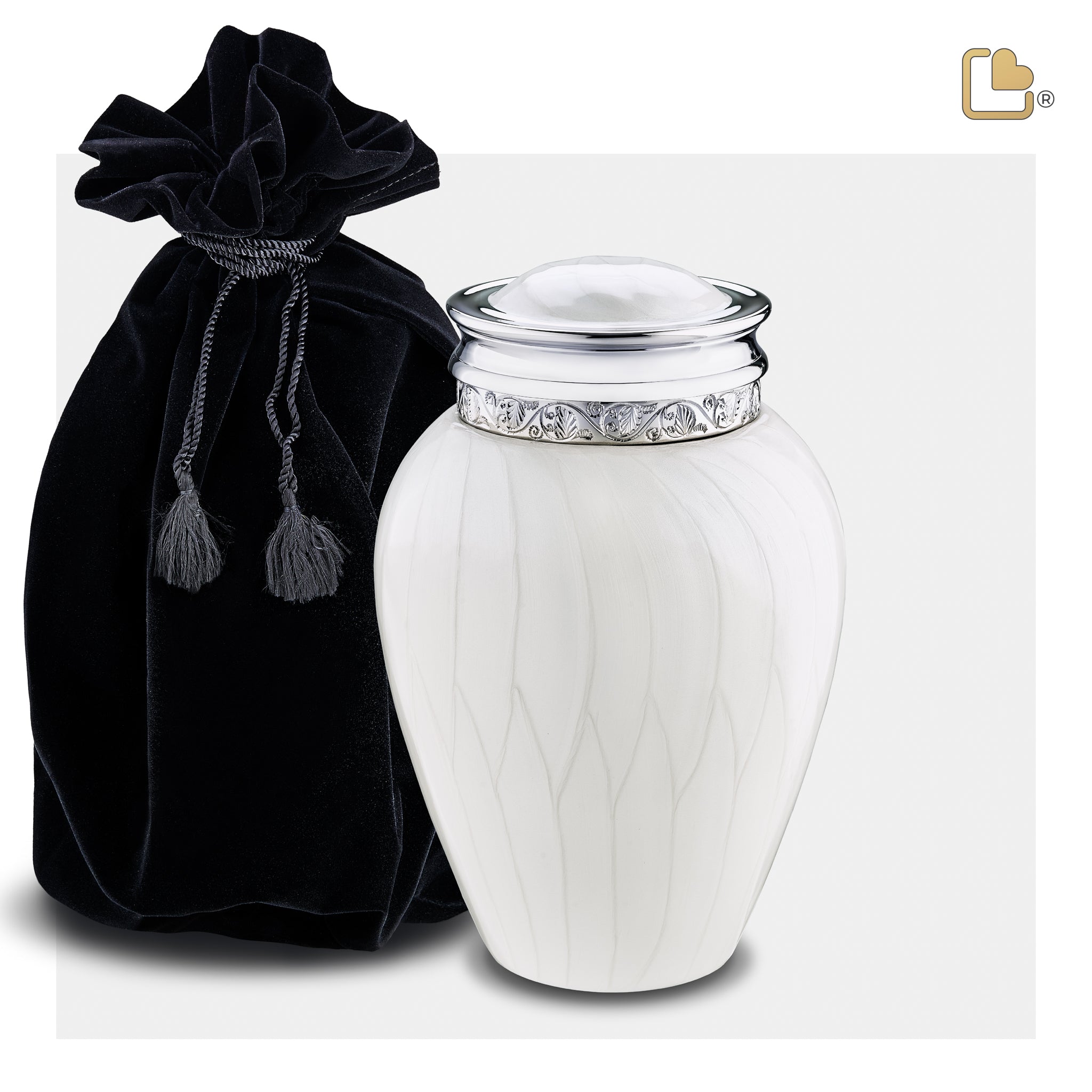 Blessing Pearl Silver (Medium)